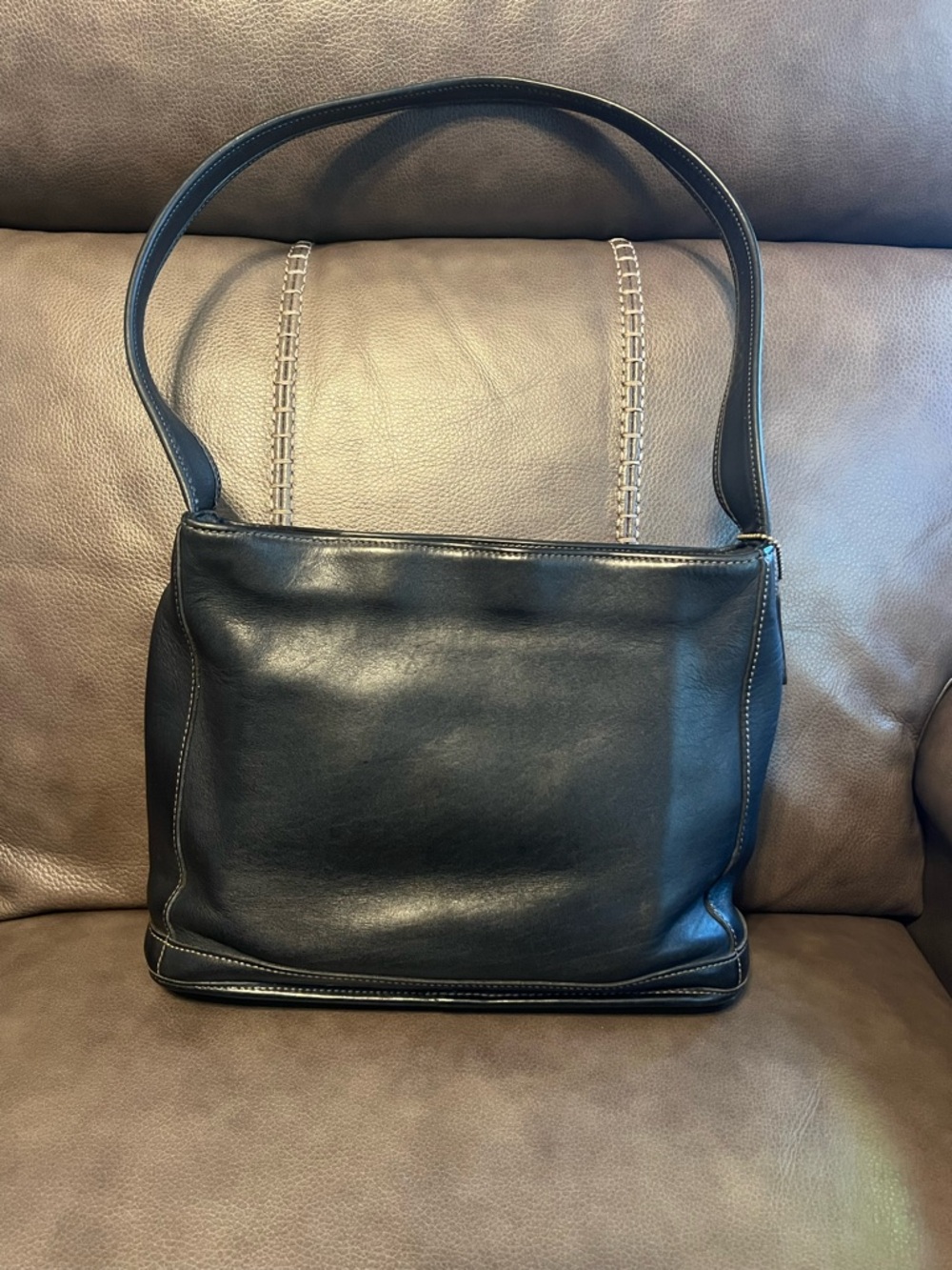 Coach Black Leather Shoulder Bag 9310